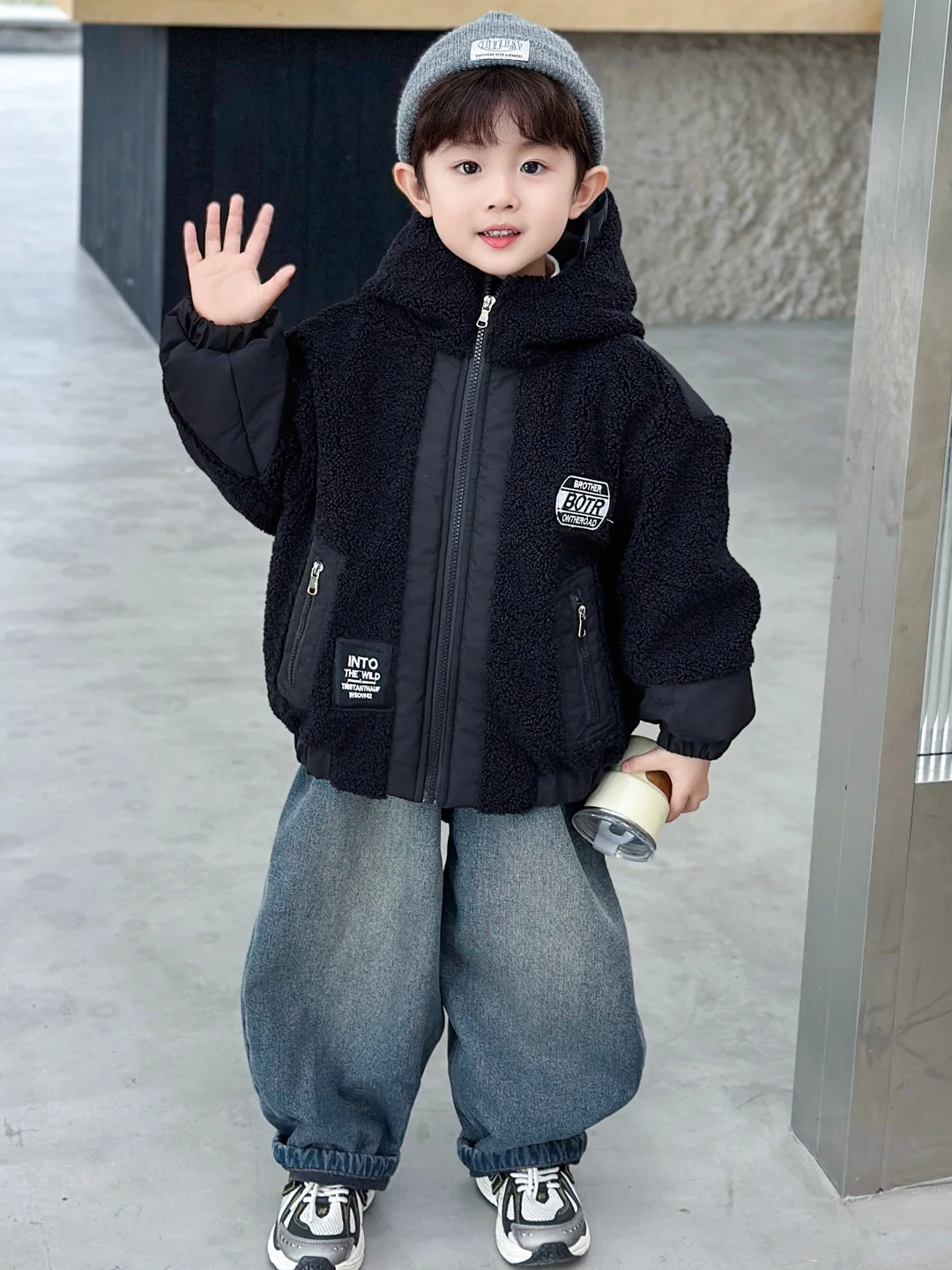 

Детская утепленная хлопковая куртка на осень-зиму с капюшоном и молнией для мальчиков, новая коллекция, теплая, длинная, на флисе