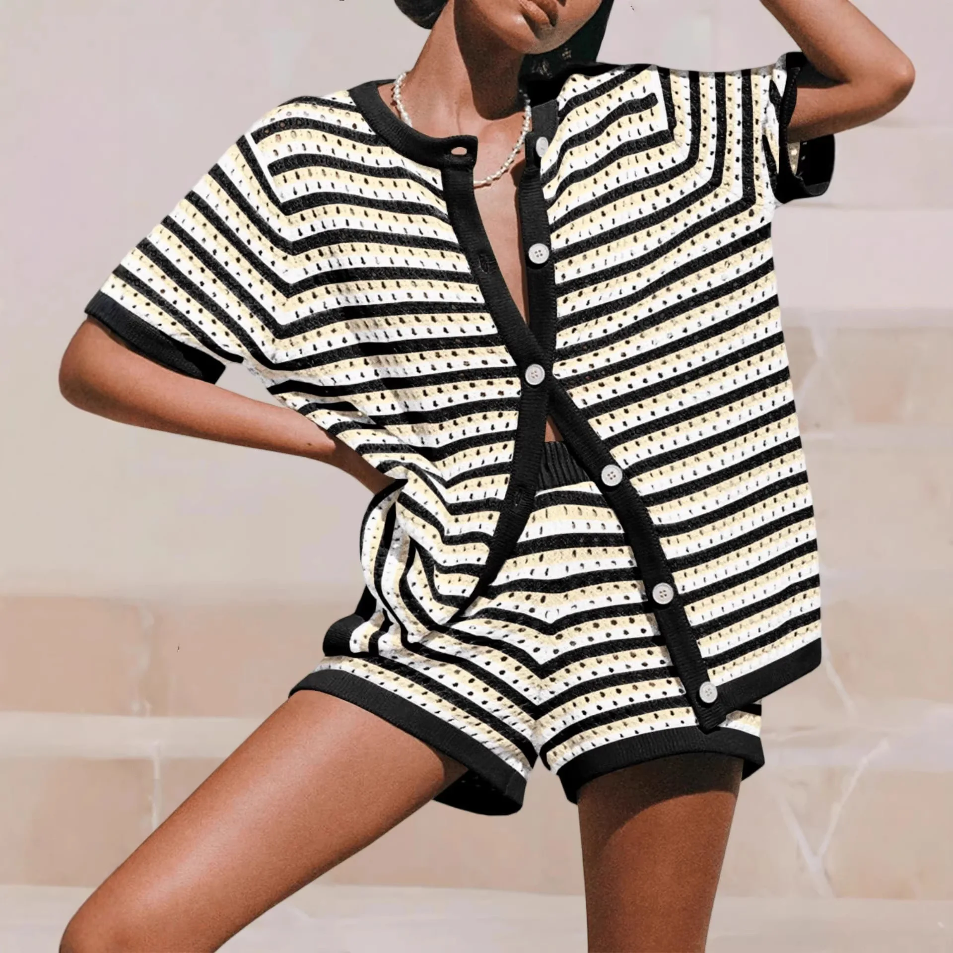 

Women's 2026 Spring Summer Knit Color Block Stripe Shorts Set Sleeveless Crop Top & Shorts Two Piece Outfit