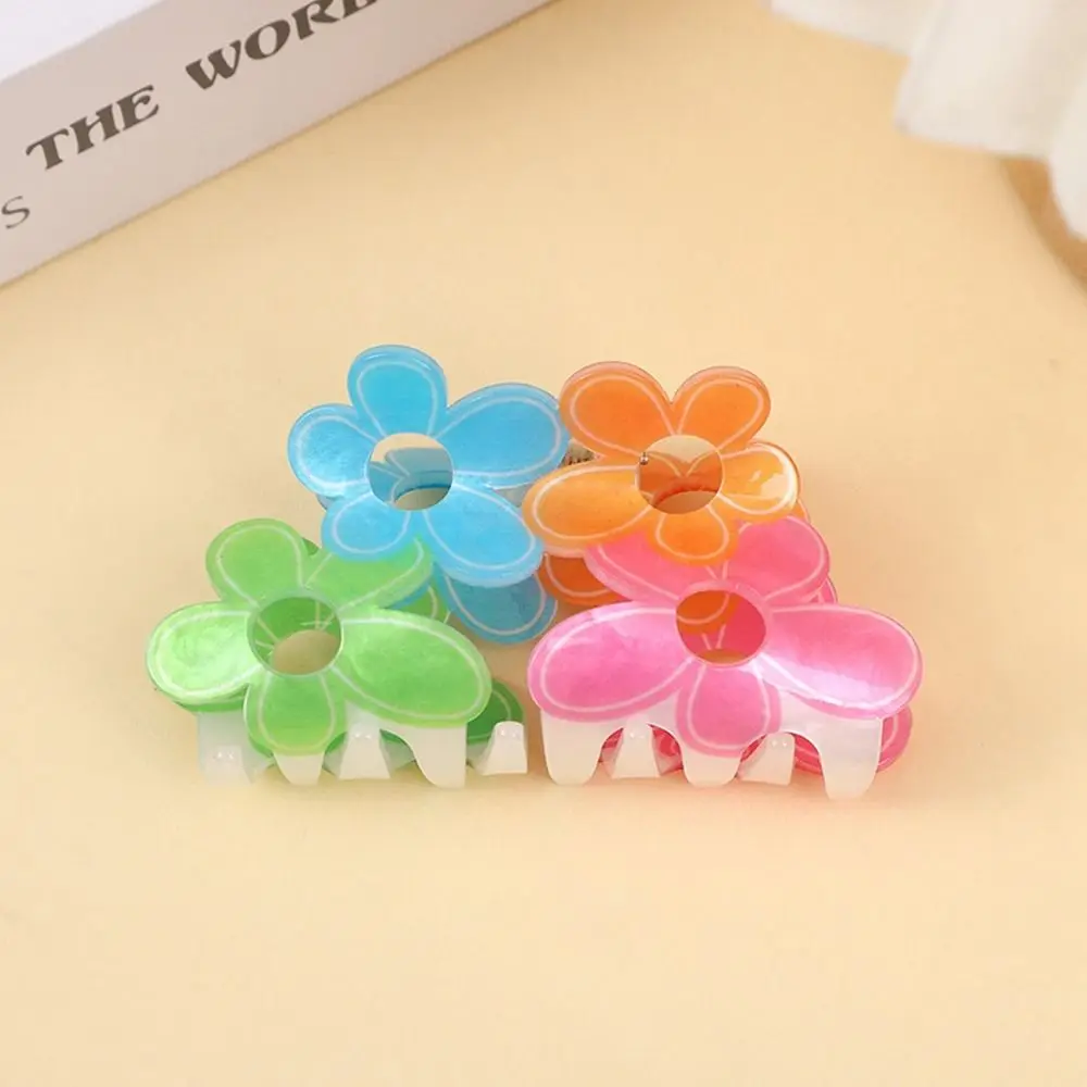 

Fashion Acrylic Flower Hair Claw Rainbow Dog Animal Hair Clip Cloud Bear Rabbit Shark Clip Girls