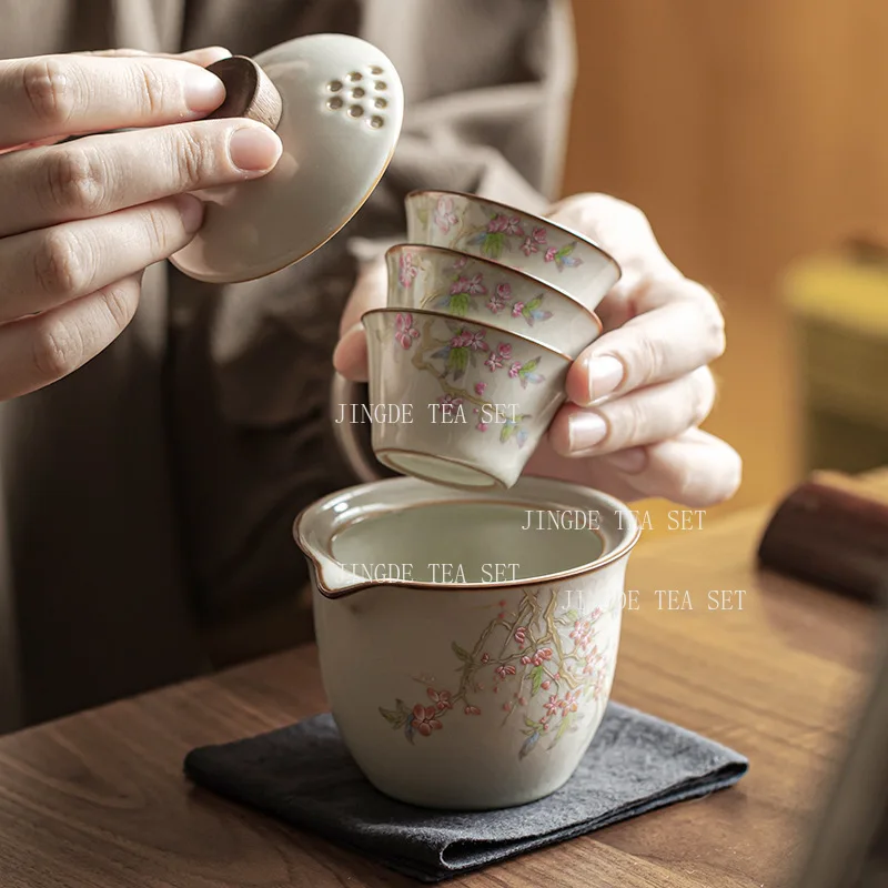 Juego de Té de Cerámica Ru Kiln Beige, Juego de Té Portátil con Diseño de Flor de Durazno, 1 Tetera, 3 Tazas, Accesorios para la Ceremonia del Té