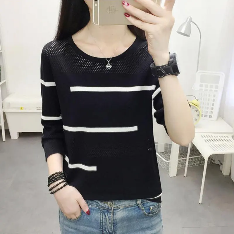 Spring and Autumn Fashion Simplicity Slim Thin Hollow Knit Sweater Women Clothes Casual All-match O-neck Long Sleeve Sweater