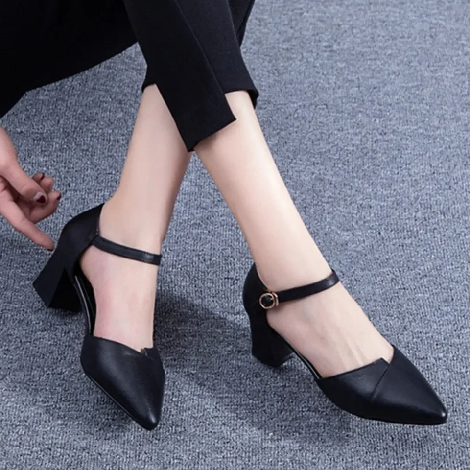 Women Cute Light Weight Green Patent Leather Spring Buckle Strap High Heel Shoes Lady Casual Black Office Heel Pumps Zapatos B72