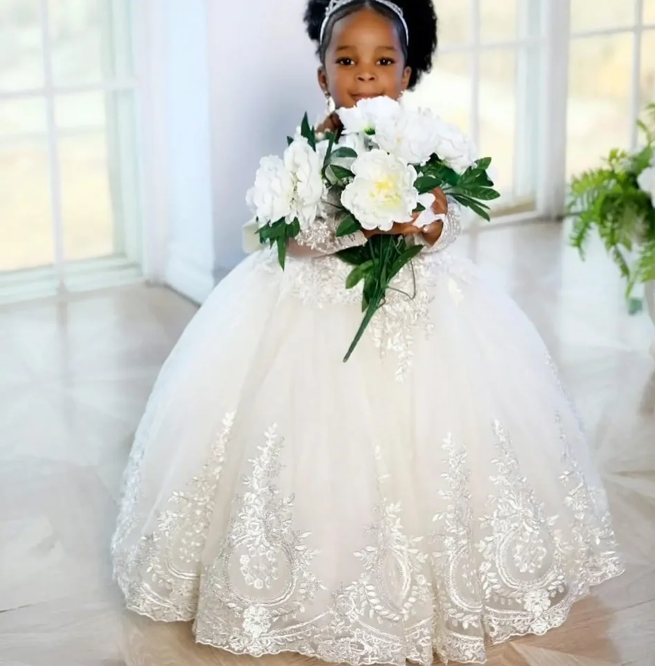 White Flower Girl Dresses Sheer Neck Puffy Tiered Tulle Ball Gowns for Wedding Appliqued Lace First Communion Dress