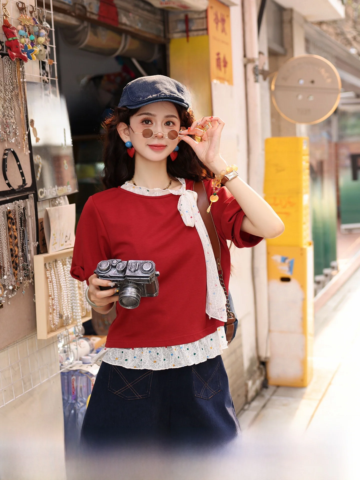 

Женская футболка Tang Yantong с круглым вырезом и коротким рукавом, свободного кроя, винтажная, винно-красная, летняя, новый стиль, с поясом, из хлопка