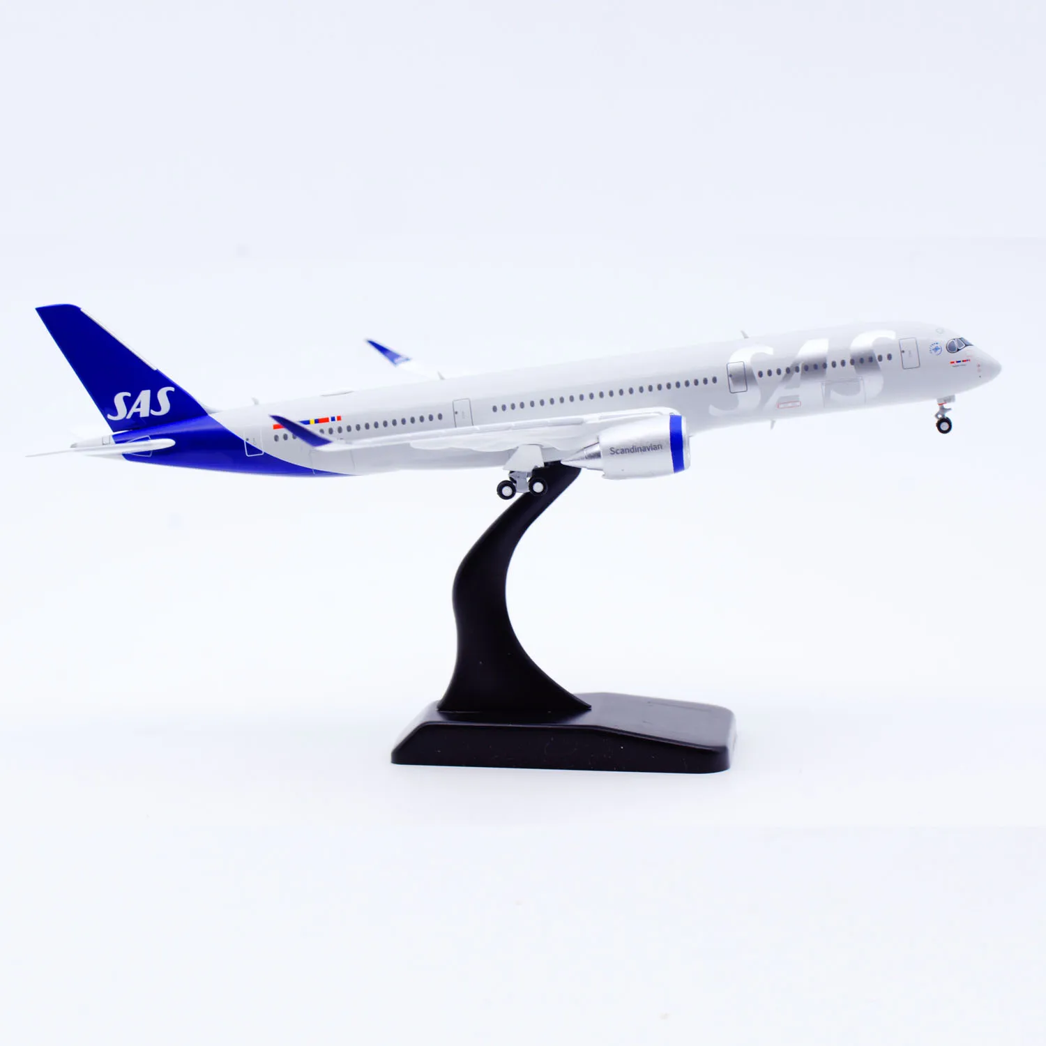 XX40770 سبيكة تحصيل طائرة هدية JC أجنحة 1:400 SAS الخطوط الجوية الاسكندنافية ايرباص A350-900 دييكاست طائرة طائرة نموذج SE-RSF #3