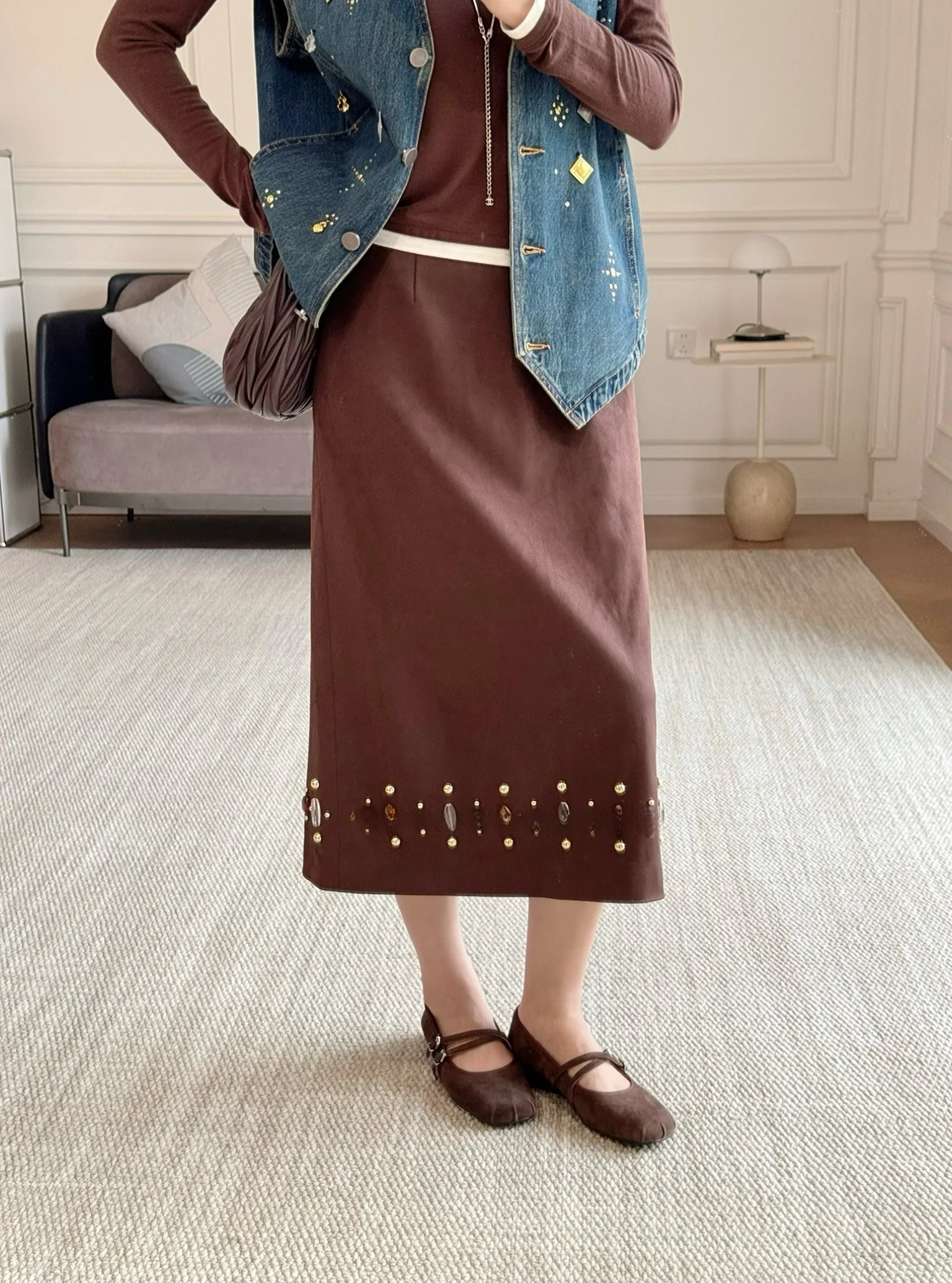 

Юбка из замши ручной работы с акриловыми камнями, винтажная, коричневая, повседневная, со средней талией, из полиэфирного волокна и кожи