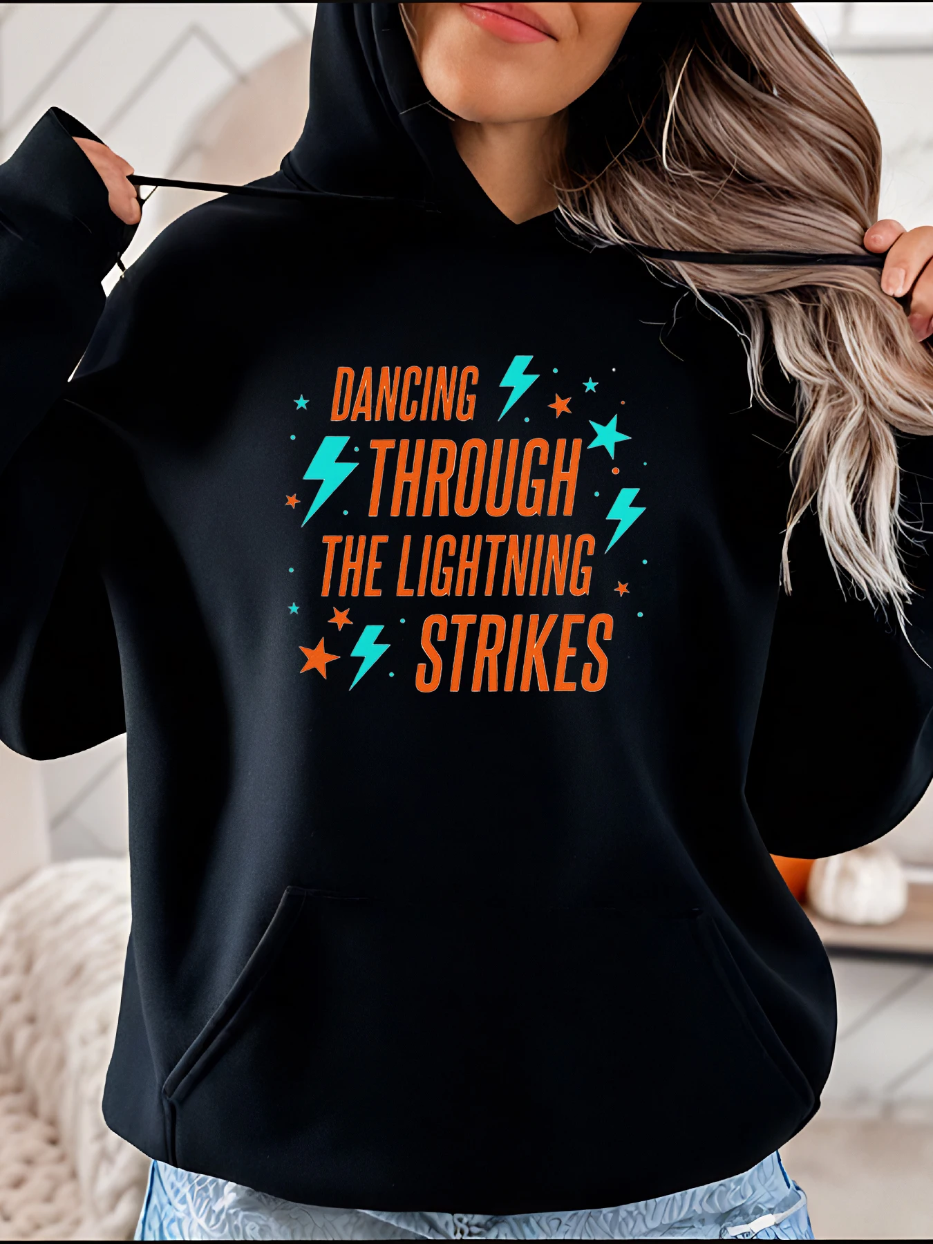 Tanzen durch die Lightning Strikes Hoodie Grafikdruck Damen Casual Sweatshirt Mode Pullover Streetwear 280