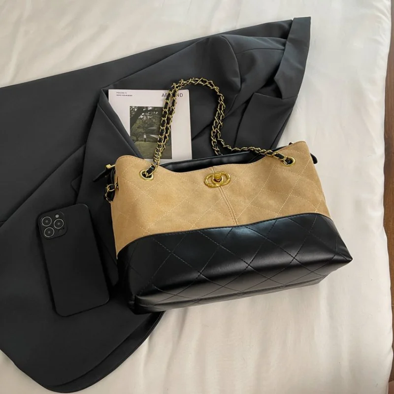 

Ladies Fashion Leather Handbag - Messenger Shoulder Bag With Crossbody Strap Elegant And Functional Design