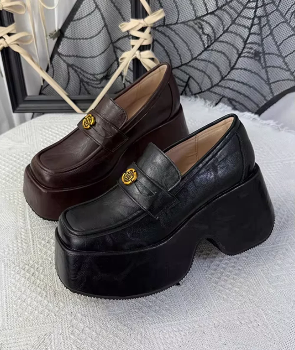 

New Spring 2026 Style Women's Platform Leather Loafers Chunky Heel Retro Gold Buckle Decoration Height-Increasing Shoes.