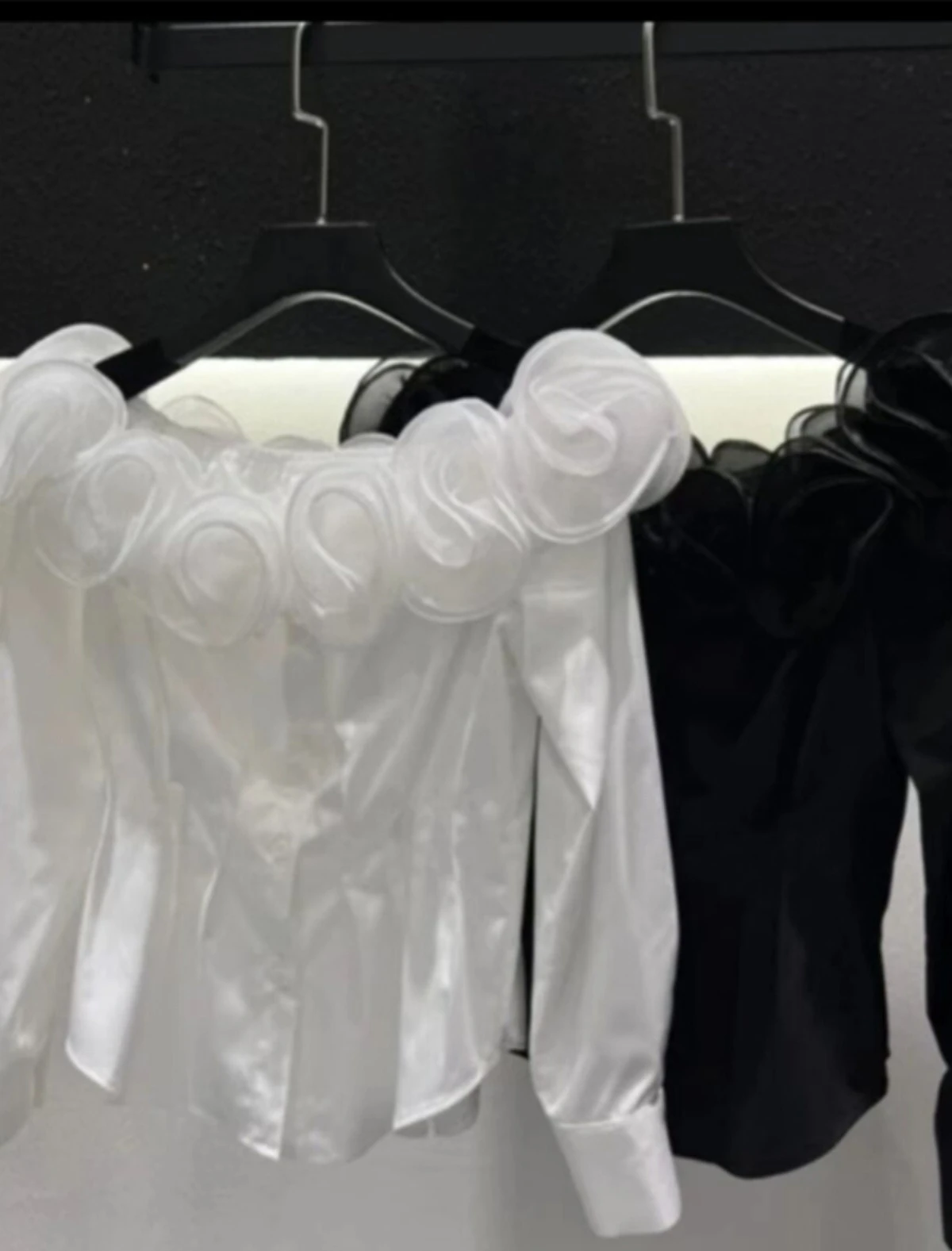 French Retro Three-dimensional Flower Slash Neck Long Sleeve Shirt Girl Spring Fashion Versatile Loose Age-reducing Sweet Top