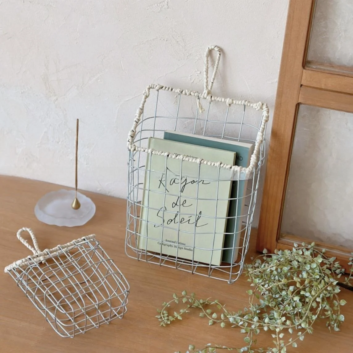 

Retro Handmade Wire Basket Wall Hanging Kitchen Storage Basket Iron Art Nordic Sle Utili Basket Bread Basket Organizer