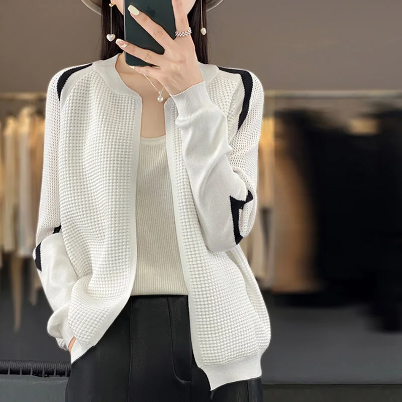 Autumn New Knitted Thin Coats Solid Casual Loose Sweater Cardigan Women Hollow Out Fashion Simple Kniwear Tops