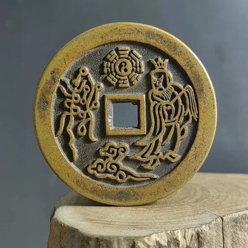Ancient coins, mountain ghosts spend money, yellow shiny patina, genuine, one-to-one replica of ancient disliking money