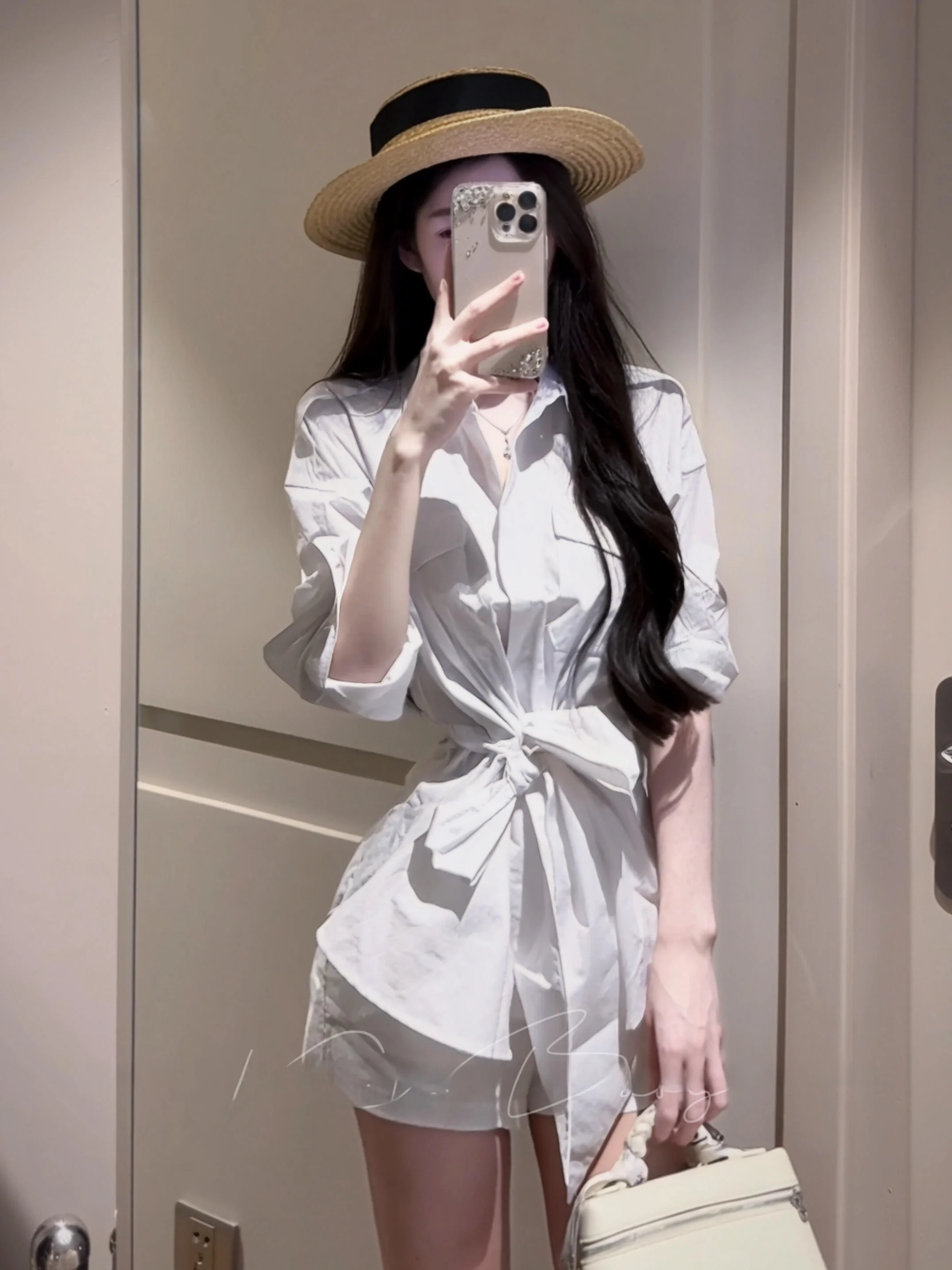 

Slim Fit Long Sleeve Shirt Women's Belted Tie Design Spring Fashion Thinming White Series Gold Button French Style Top