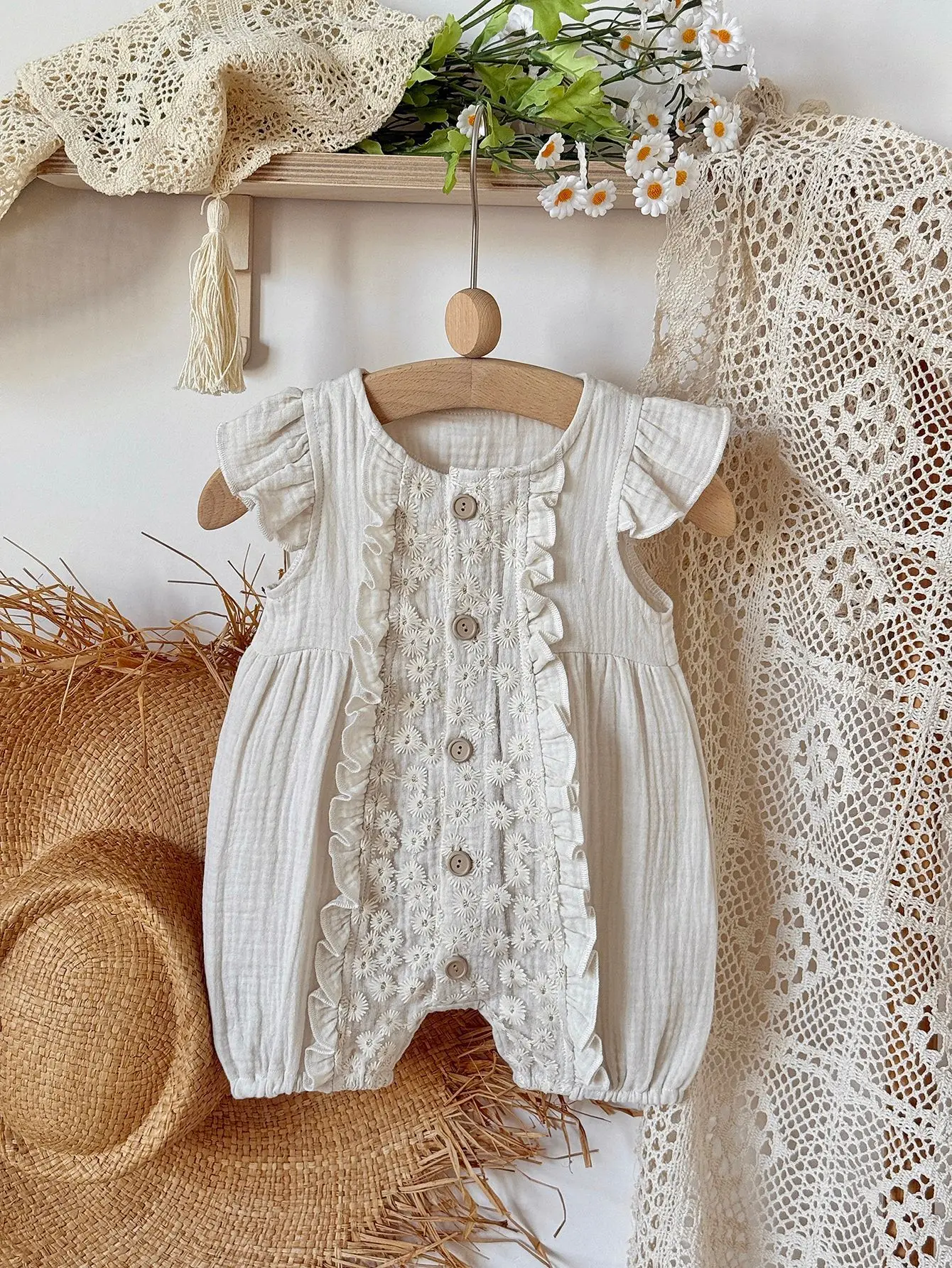 2026 Summer Cotton Lace Newborn Baby Girl Clothes Embroidery Girls One Piece Ruffle Sleeve Toddler Girls Rompers Infant Jumpsuit