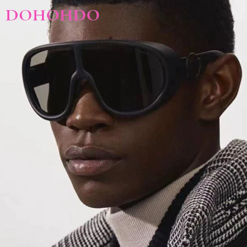 

Luxury Brand Designer Punk Oversized Frame Sunglasses Women Men Outdoors Cycling Hiking Windproof Goggles UV400 Lentes De Sol