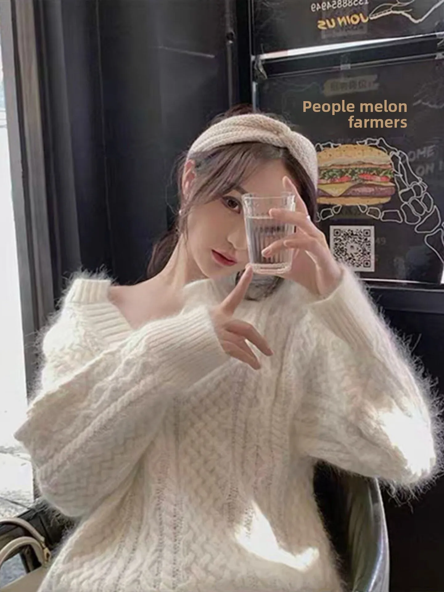 

Rouje Kefss Women's V-Neck Knitted Sweater Soft Style Long Sleeve Water Rabbit Fur Mouton Wool Autumn Winter Fashion Top