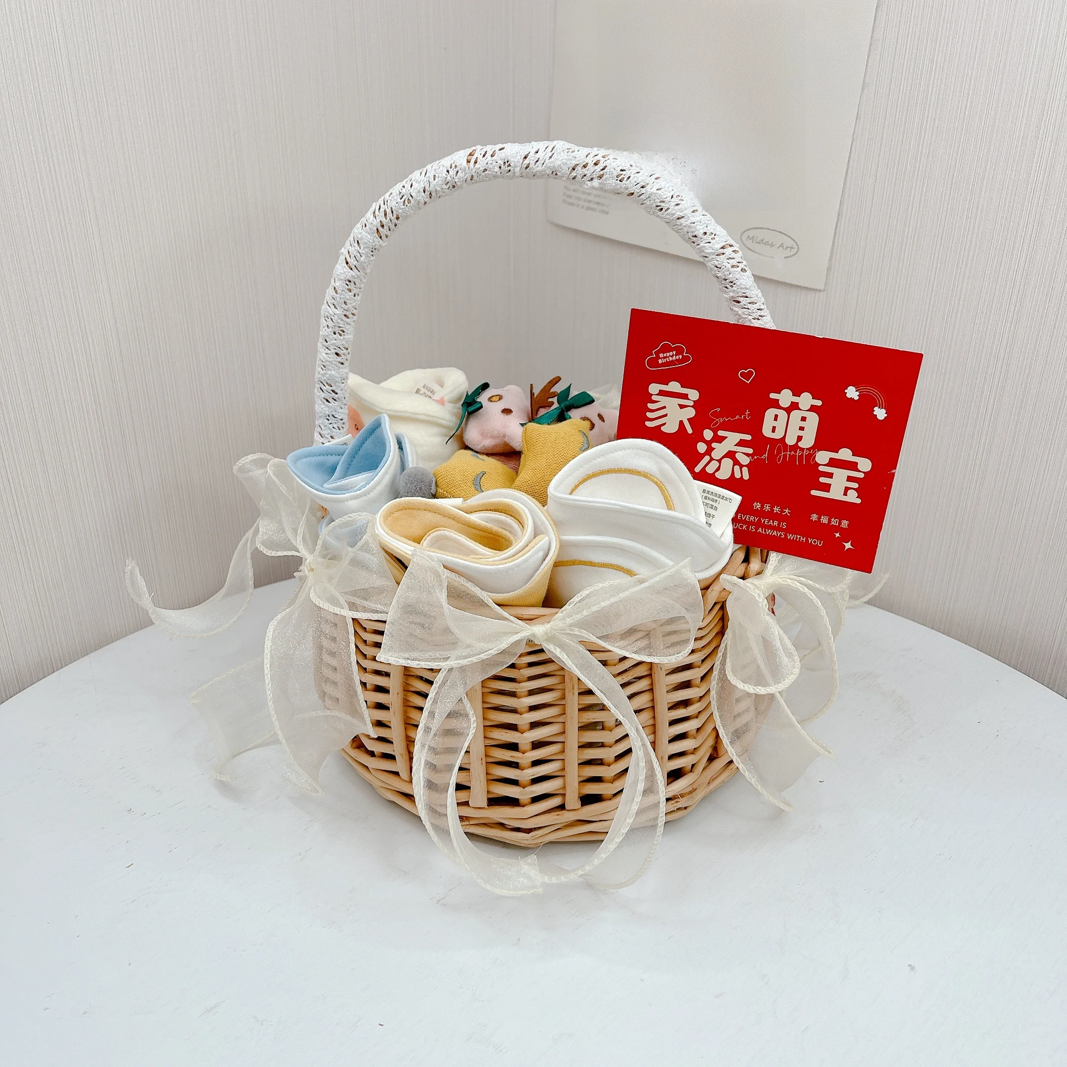 cesta-de-mimbre-para-recien-nacidos-con-calcetines-y-toallas-cesta-de-regalo-para-el-nacimiento-cesta-de-cuidado-posparto-p
