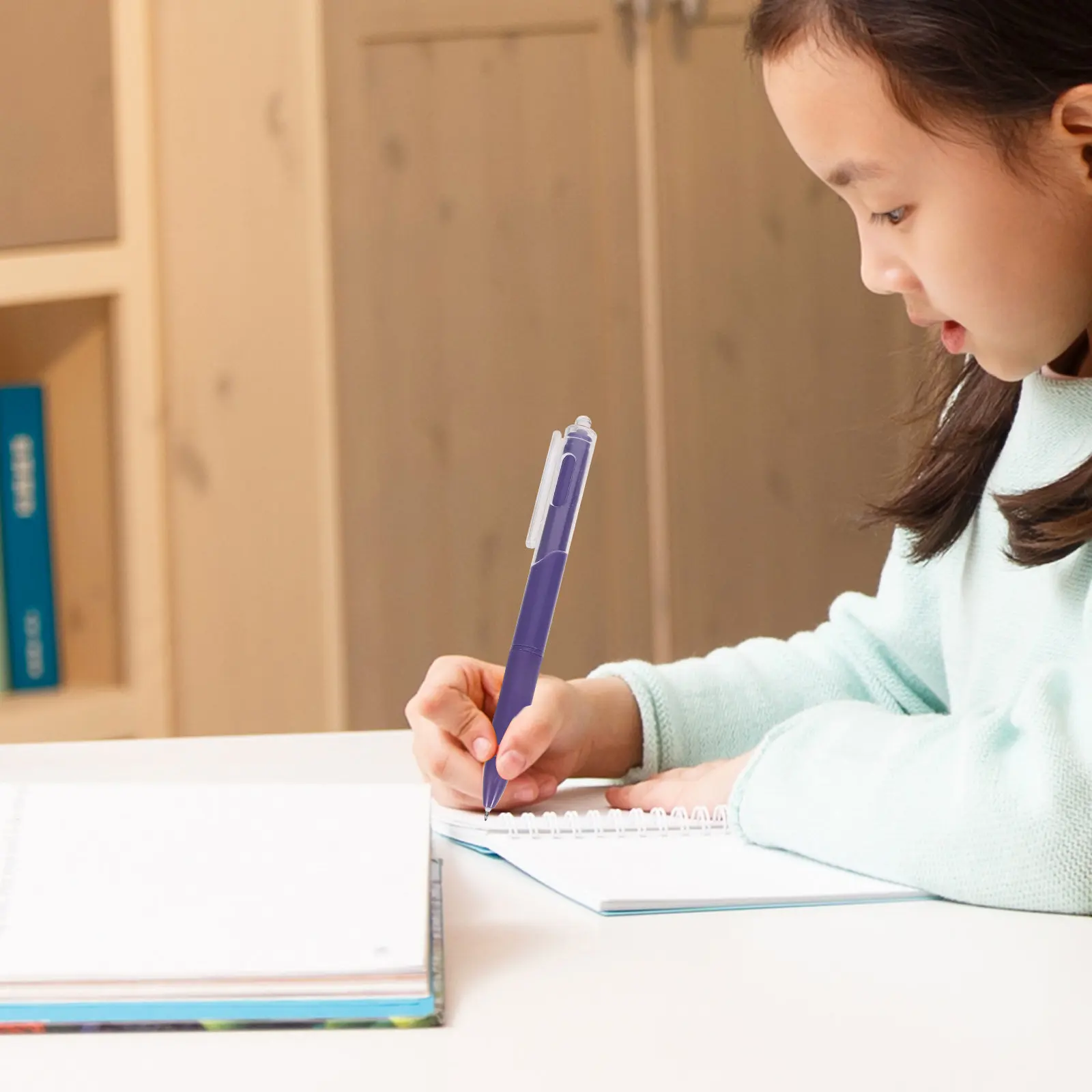 

Набор из 50 выдвижных черных гелевых ручек с тонким наконечником для школы, офиса, записей и подарков на вечеринки, гладкое чернило