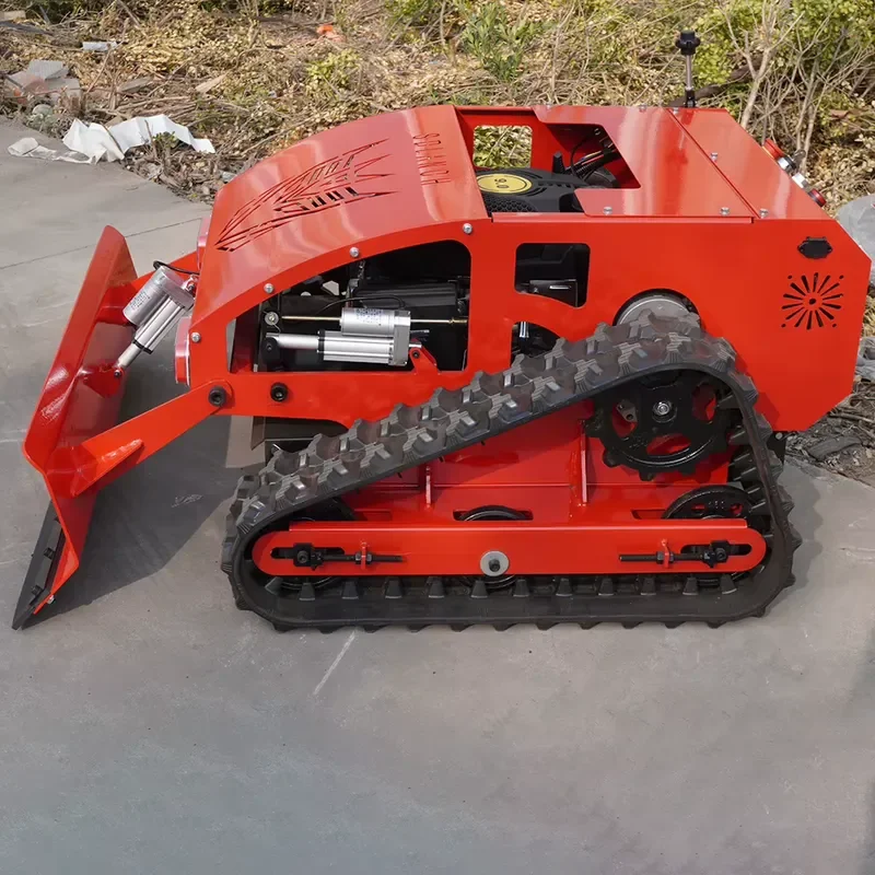 Crawler Mower Fast Cutting Lawn Equipment for Municipal Green Belt and Large Pasture Care