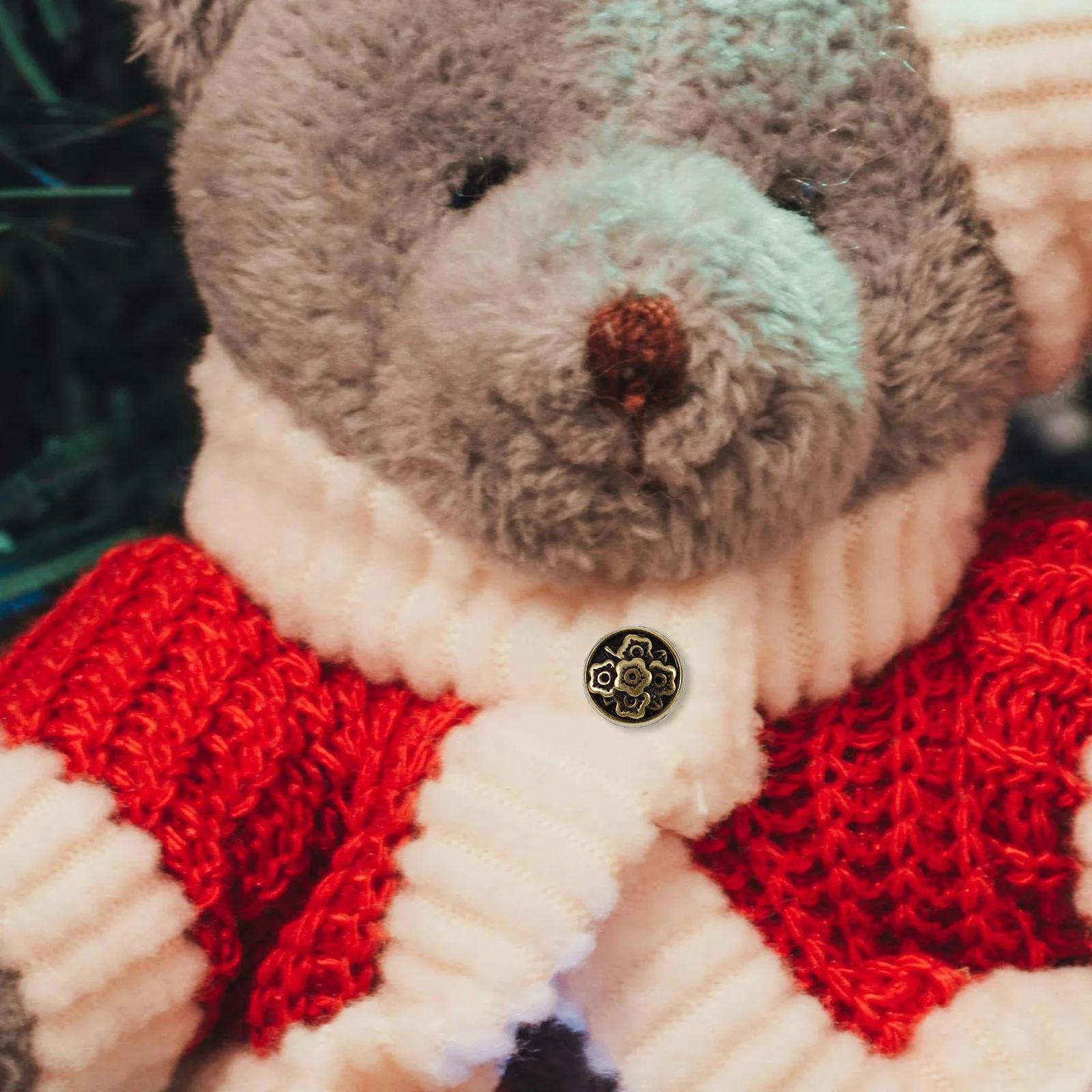 

100Pcs Retro Chic Buttons Small Round Metal Buttons for Clothing Repair DIY Crafts Decorative Fasteners for Garments Accessories