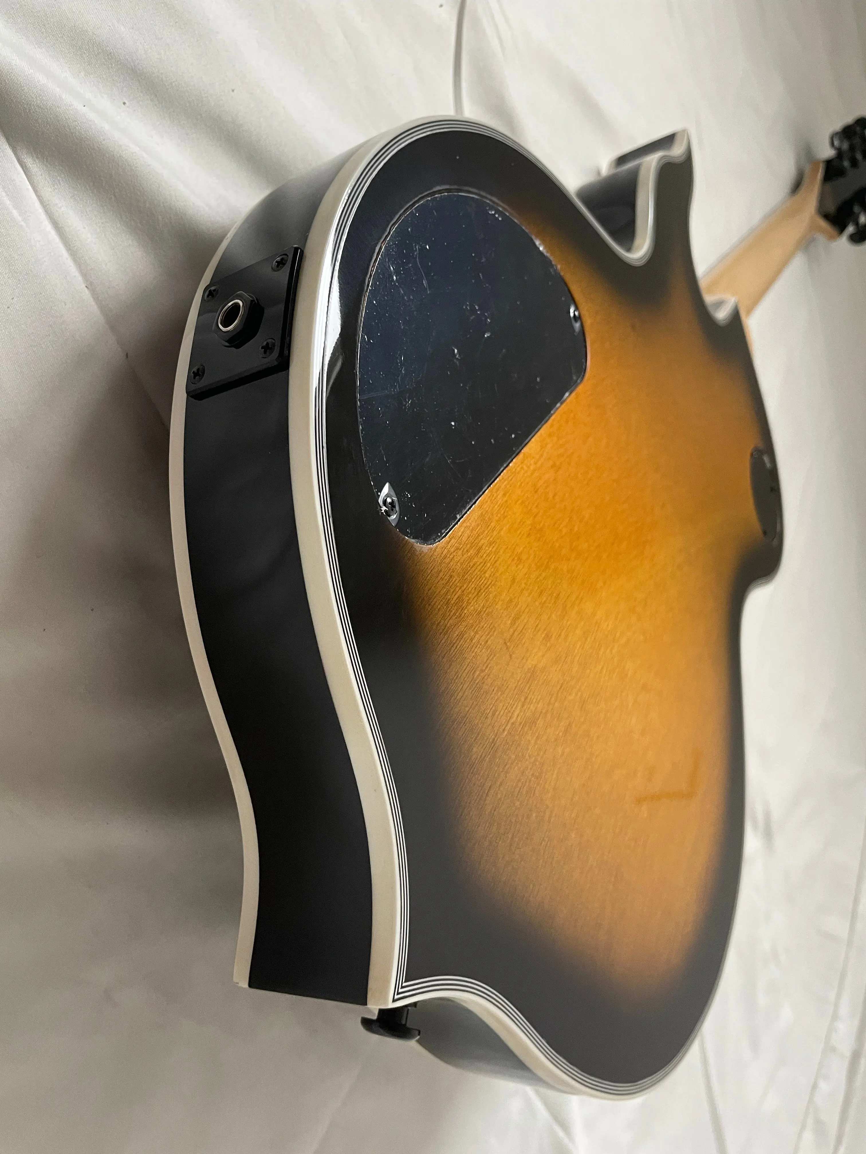 Guitare électrique Lvybest à c - Electric Guitar Beginner avis et prix