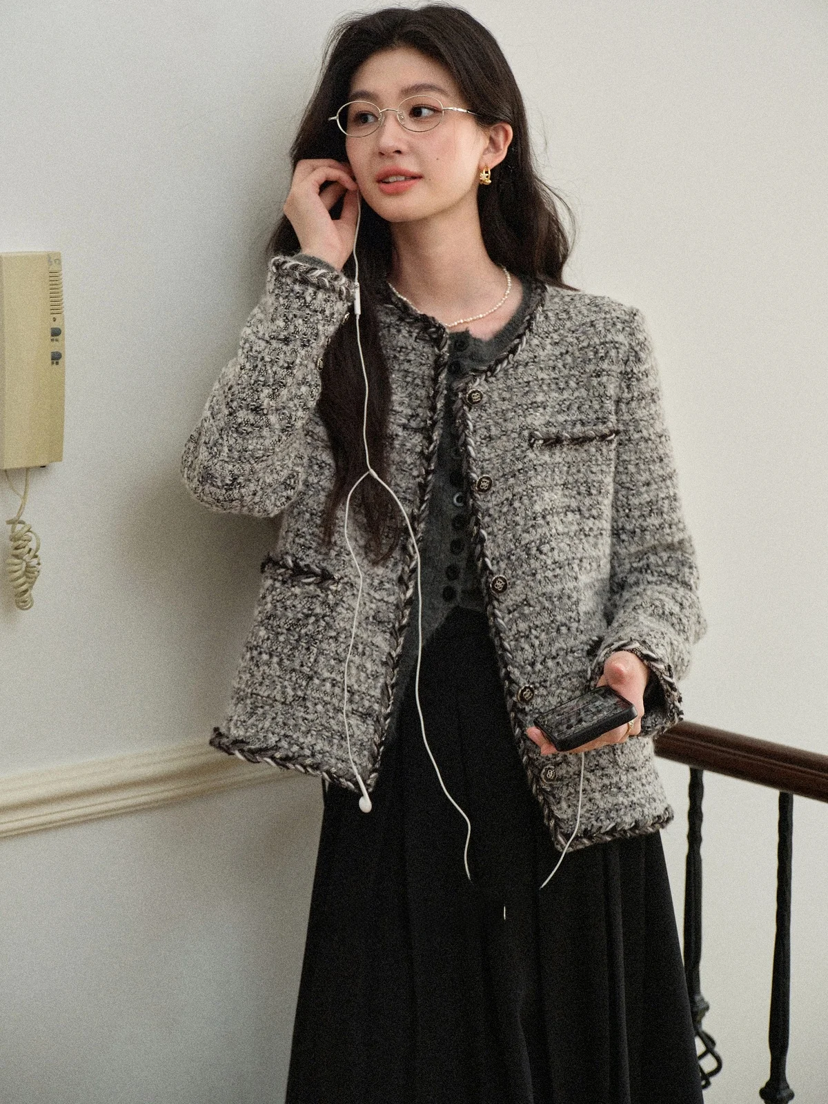 

Ele ey ort Poem Oak Fraance Sle Women's Jaet Autumn New Arrival Faionable Ladies' Premium Feel Top