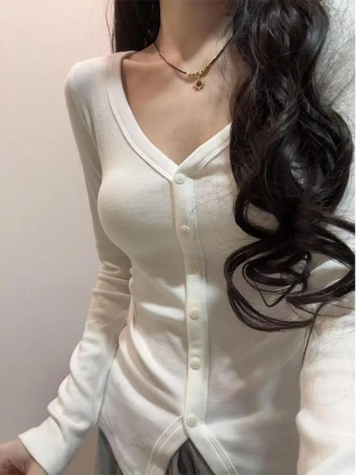 

Fce Lined V-Ne ort Fit Women's T-irt Inner Wear Base irt Warm Comfortable Korean Sle Commute Faion Cotton Blend