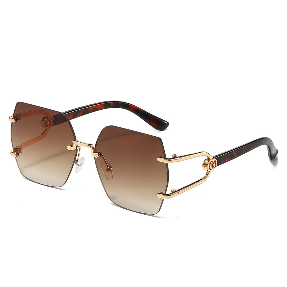 مربع بدون شفة النساء الرجال النظارات الشمسية الإطار المعدني الجوف خارج الساق في الهواء الطلق مكبرة UV حماية الإناث الذكور BlackSun نظارات 2025