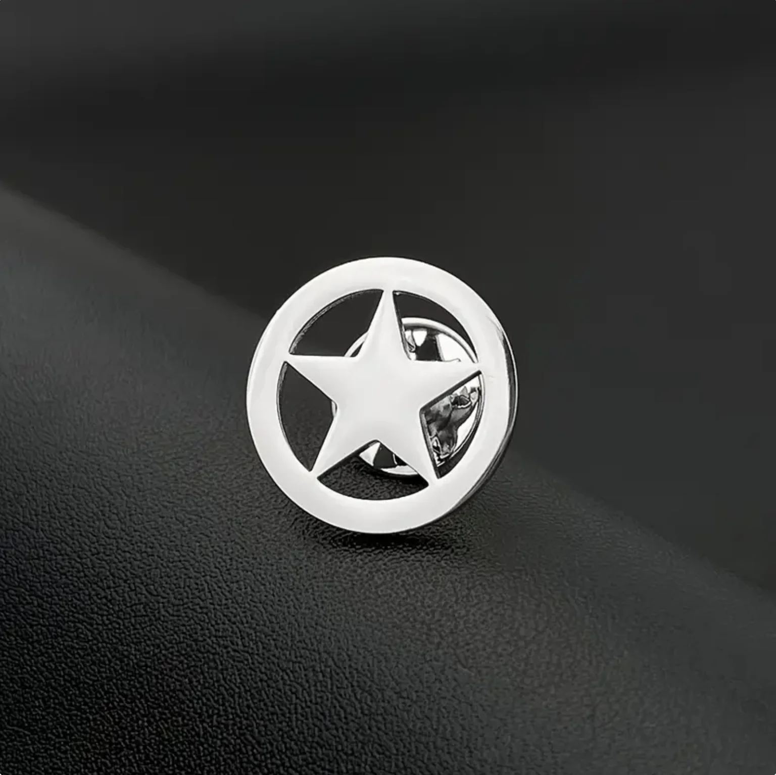 Stainless Steel Round Pentagram Brooch For Men, Fashion Accessories For Suit