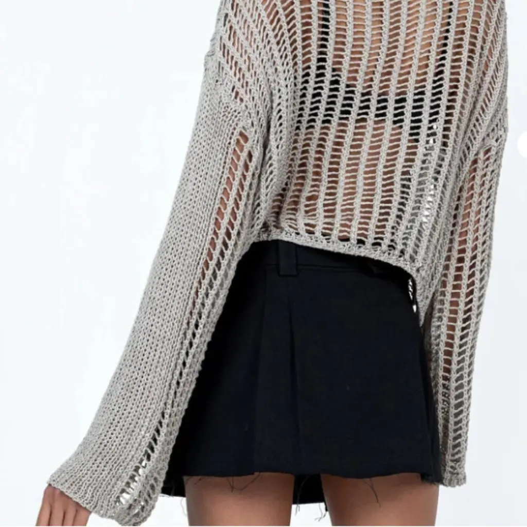 

Women's Fashion Hollow out Sweater Blouse Short European American Style Trade Top for Stylish Temperament