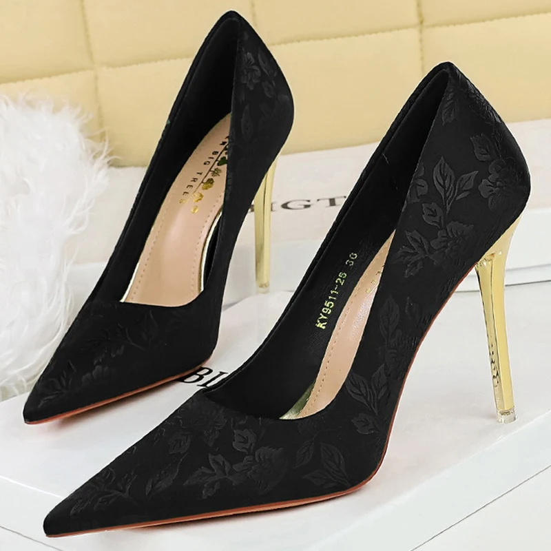 BIGTREE Shoes New Design Flower Print Silks Satins Women Pumps Retro High Heels Women Shoes Stiletto 10,5 Cm Heels Plus Size 43