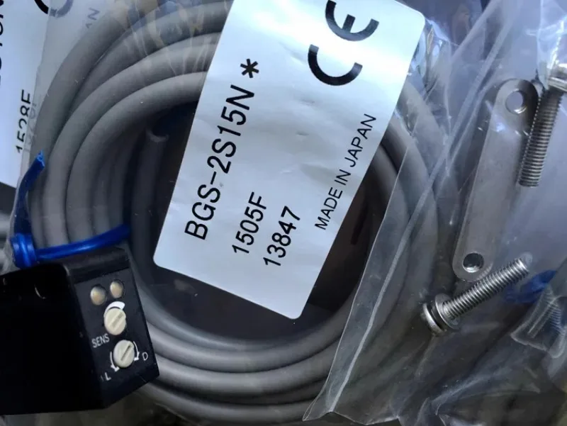 New original Japanese OPTEX background suppression photoelectric switch BGS-2S15N