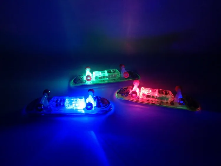 1/2/3Pcs LED Light Mini Frosted Finger Skateboards Toy For Child Fingerboard Professional Finger SkateBoard Basic Fingerboars