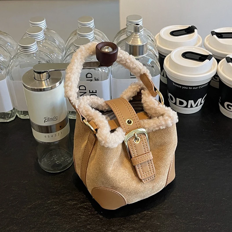 

1pc Women's Bags Bucket Shoulder Handbag Autumn Winter Vintage Versatile Lamb Wool Handbag Elegant Fashion Crossbody Bag