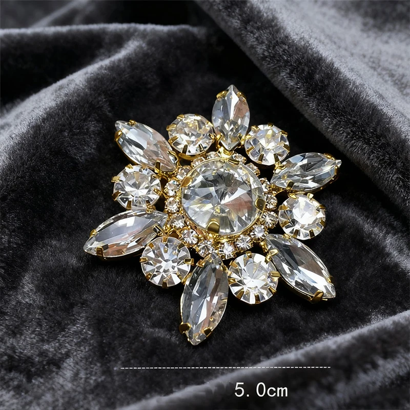 

CUIER Gold Silver Color Rhinestone Floral Button Wedding Dress Creative Brooch Garment Accessories DIY Craft Supplies