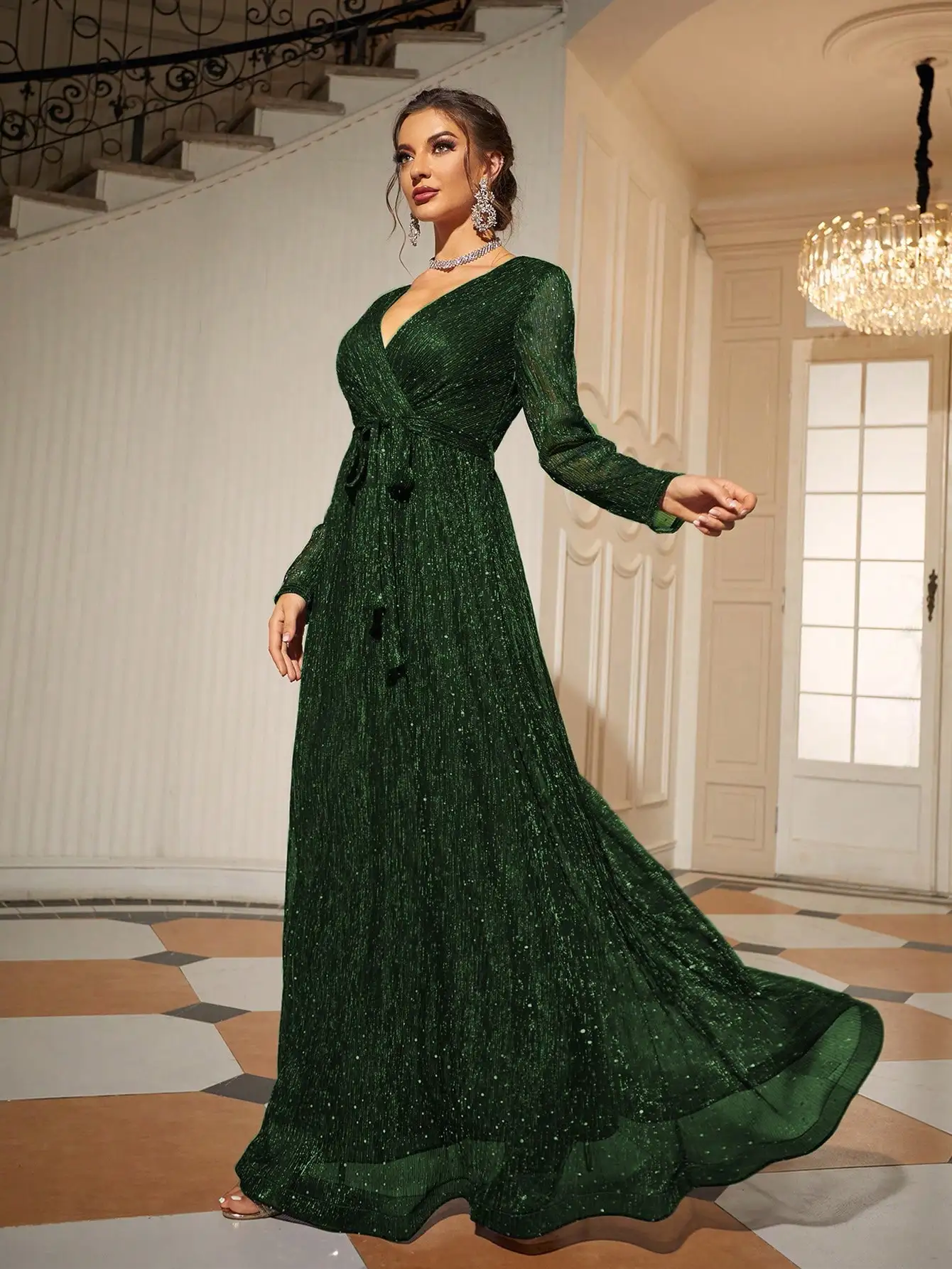 Mgiacy maxi-glitterjurk met wikkelgordel - afbeelding 1