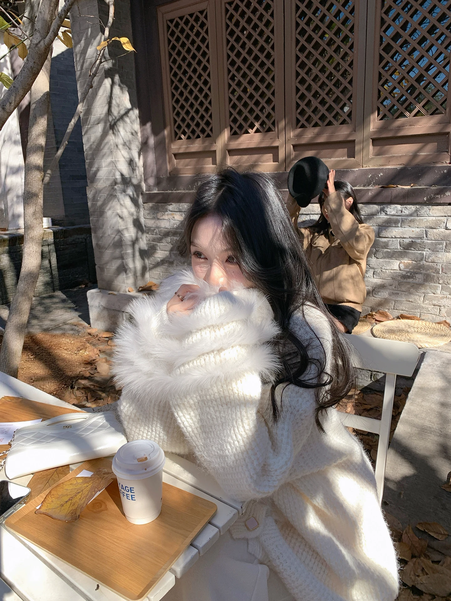 

Белый меховой шарф-свитер, открытый кардиган, женская свободная верхняя одежда, осенне-зимняя новинка, теплая длинная кофта для ленивого образа