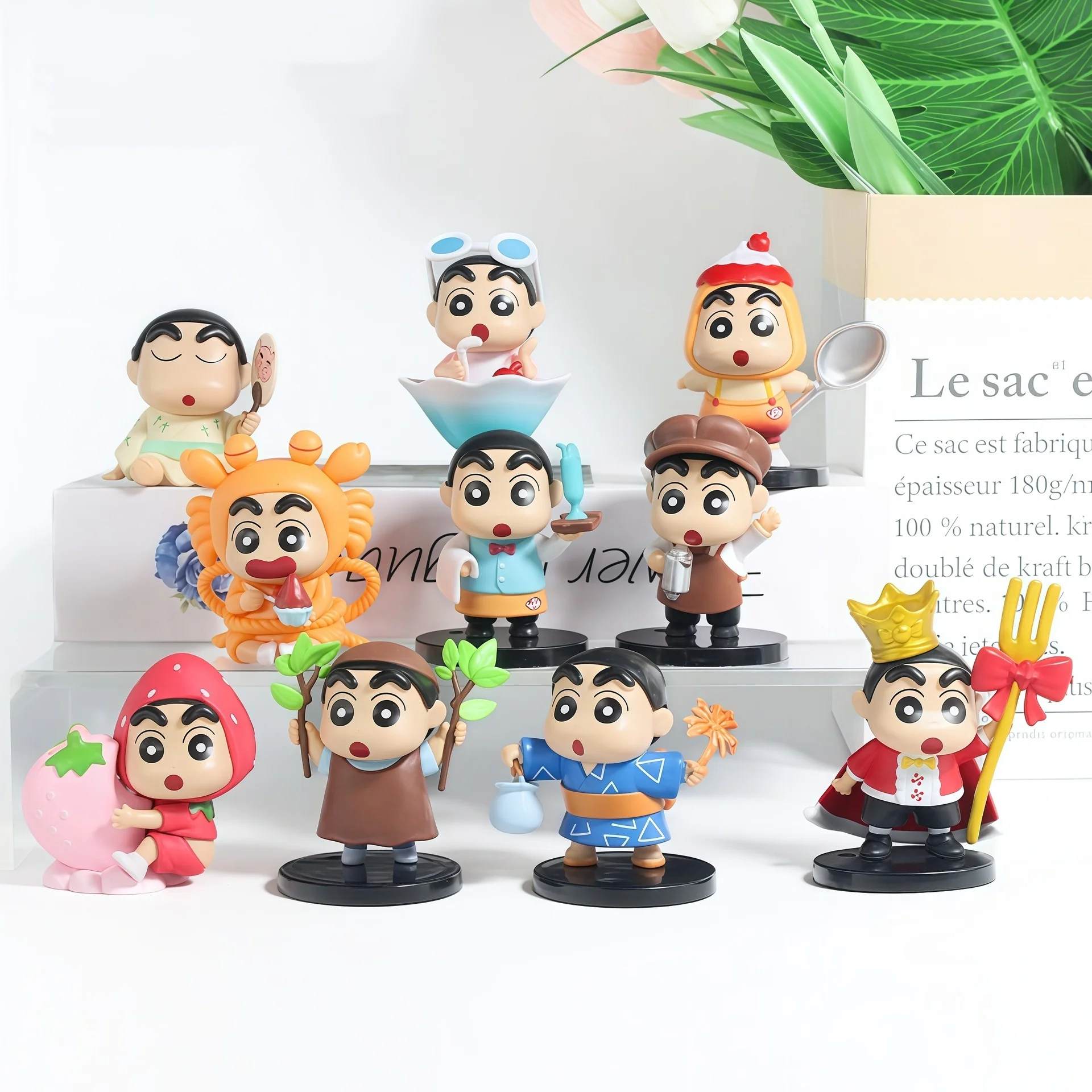 10pcs/Set Crayon Shin-chan Action Figure Toy Delicious Spring Daybu Shin-chan Figurine Collectible Model Doll