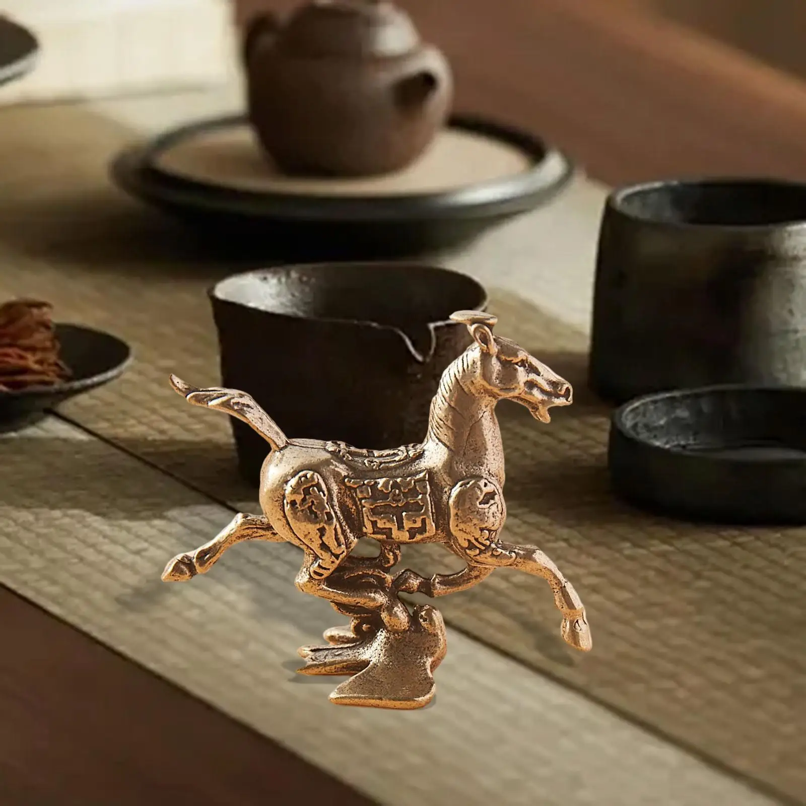 Brass Horse Treading Swallow Animal Statue Miniature Sculpture Horses Decoration for Living Room Shelf