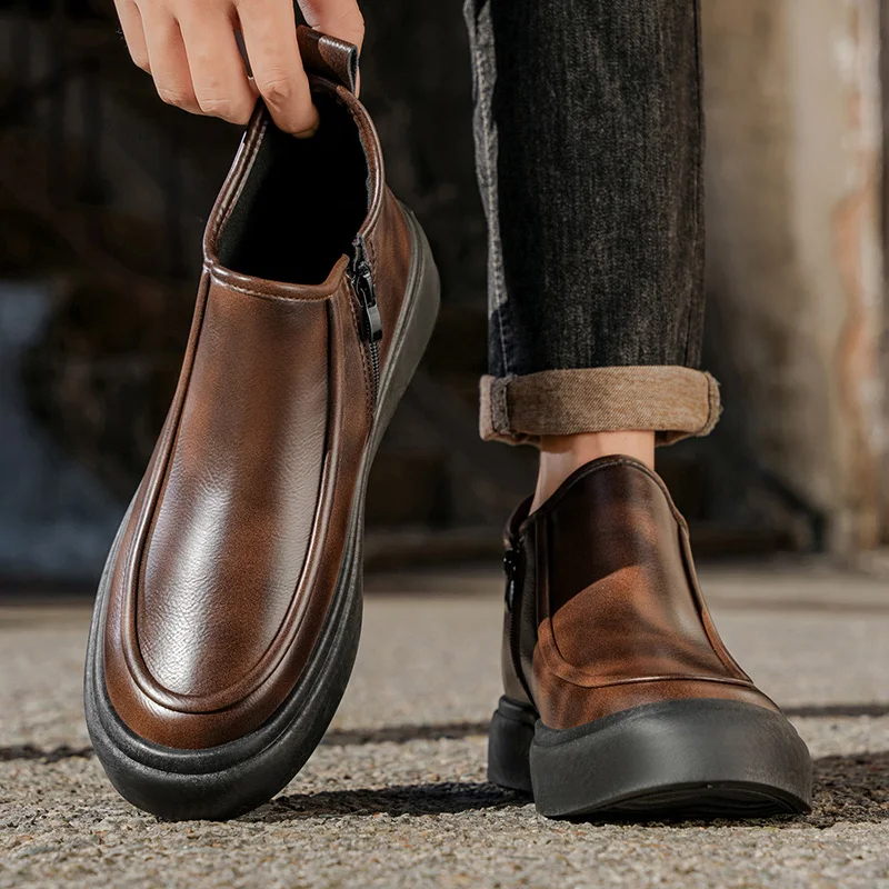 

2025 Autumn New Leather Short Boots, Mid-calf Zipper Casual Outdoor Shoes, Anti-slip and Wear-resistant Men's Work Boots
