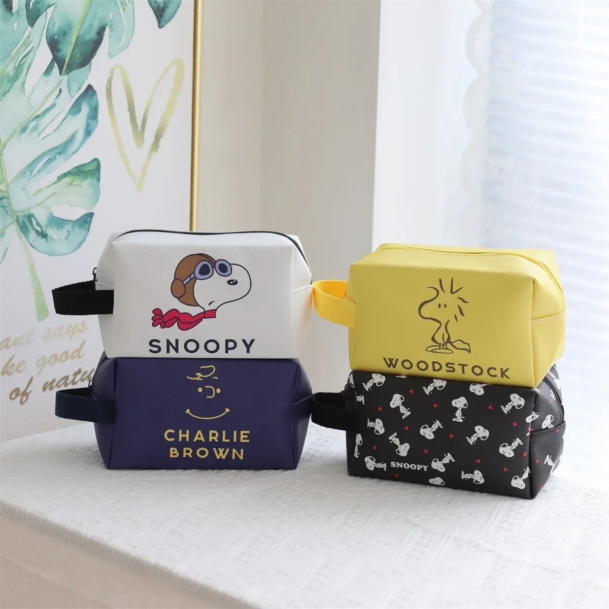 Bolsa de maquillaje con estampado de Snoopy Anime para mujer, bolsa de aseo de viaje de mano, de cuero, portátil, de gran capacidad