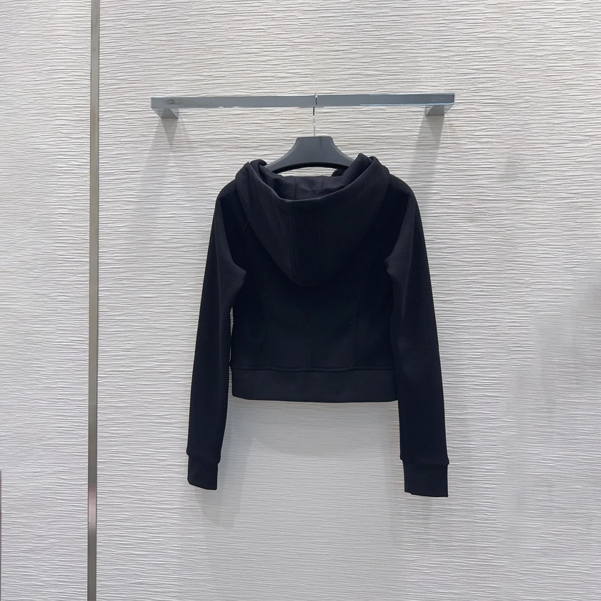 2026 High quality women's black hooded zipper short hoodie set--2691509