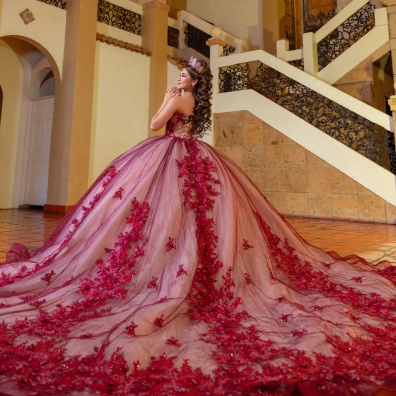 ชุดเดรสงาน Quinceanera สีแดงแบบเปิดไหล่ ประดับดอกไม้ ลูกปัด คริสตัล ผ้าทูลล์ สำหรับงานปาร์ตี้วันเกิด ฉลองอายุ 16 ปี ชุดเดรสวันเกิด 15 ปี