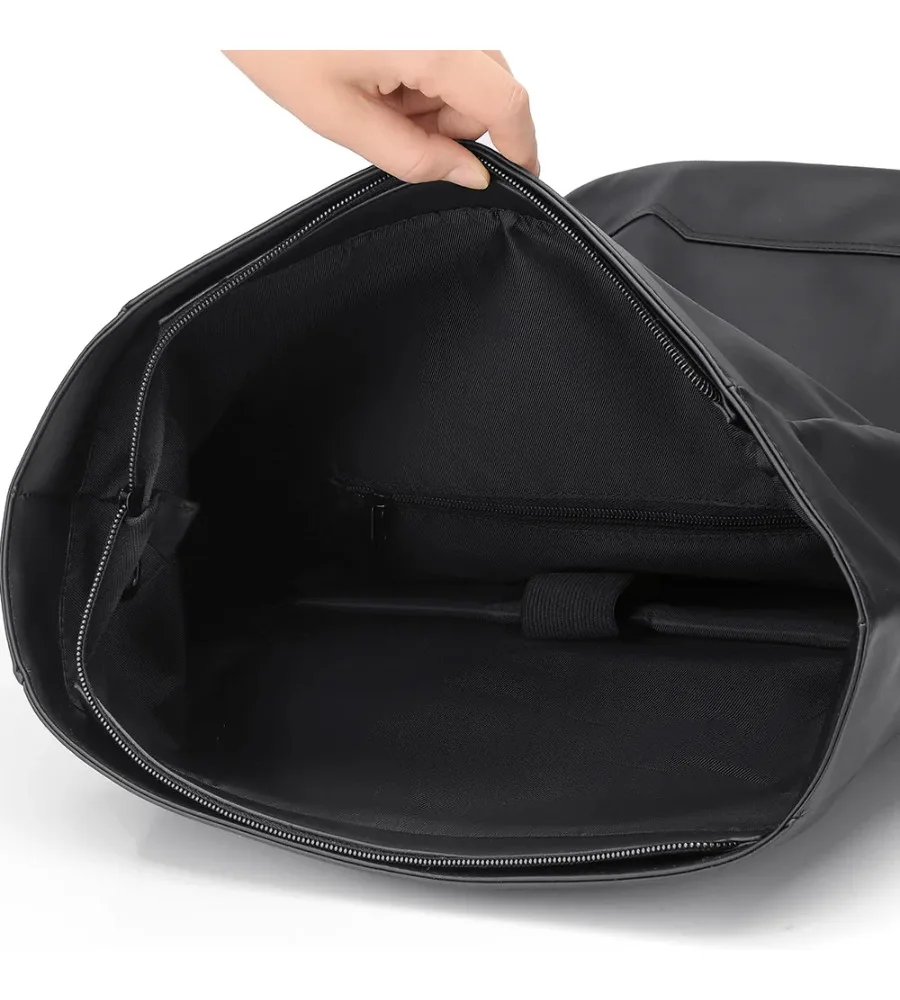 

Splash-Proof Roll-Top Backpack With Modern Style For Students And Urban Daily Use