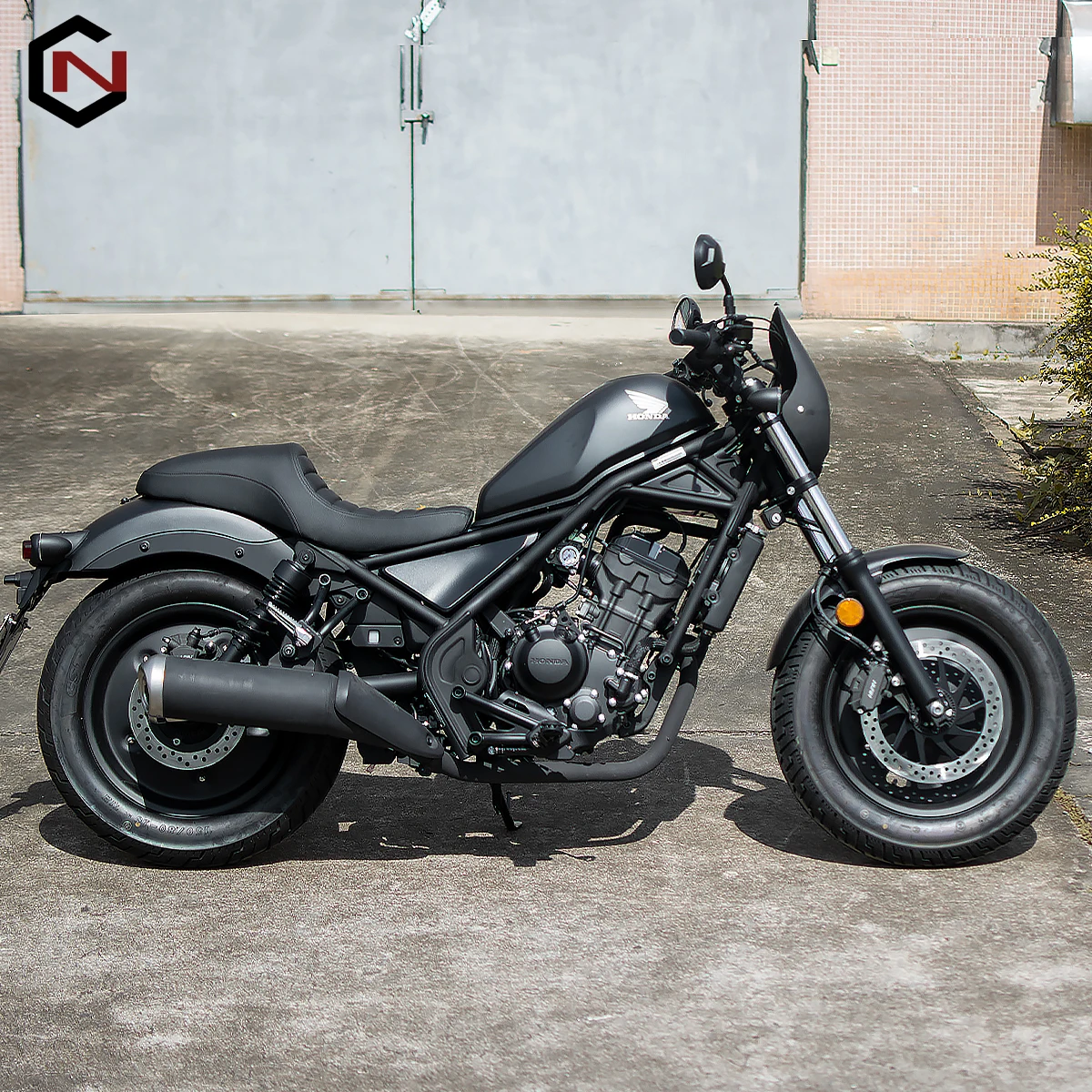 Modifiziertes Retro-Sitzkissen, Doppelsitz, personalisierter Buckel, bemannt, ein bequemer Sitz, Raupe, Raute