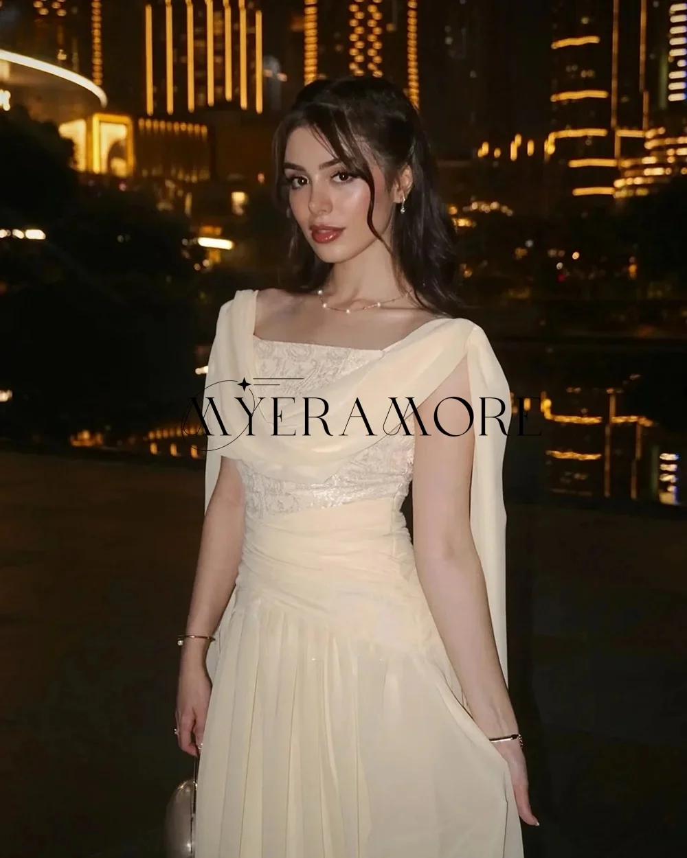 Exquisite Abendkleider mit quadratischem Ausschnitt, A-Linie, ärmellos, plissiert, bodenlang, Ballkleider, individuell gestaltet