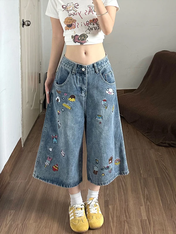 Retro American Washed Cartoon Embroidery Loose Wide Leg Straight Cut Jeans Shorts Women Summer New Style Casual Cotton Blend