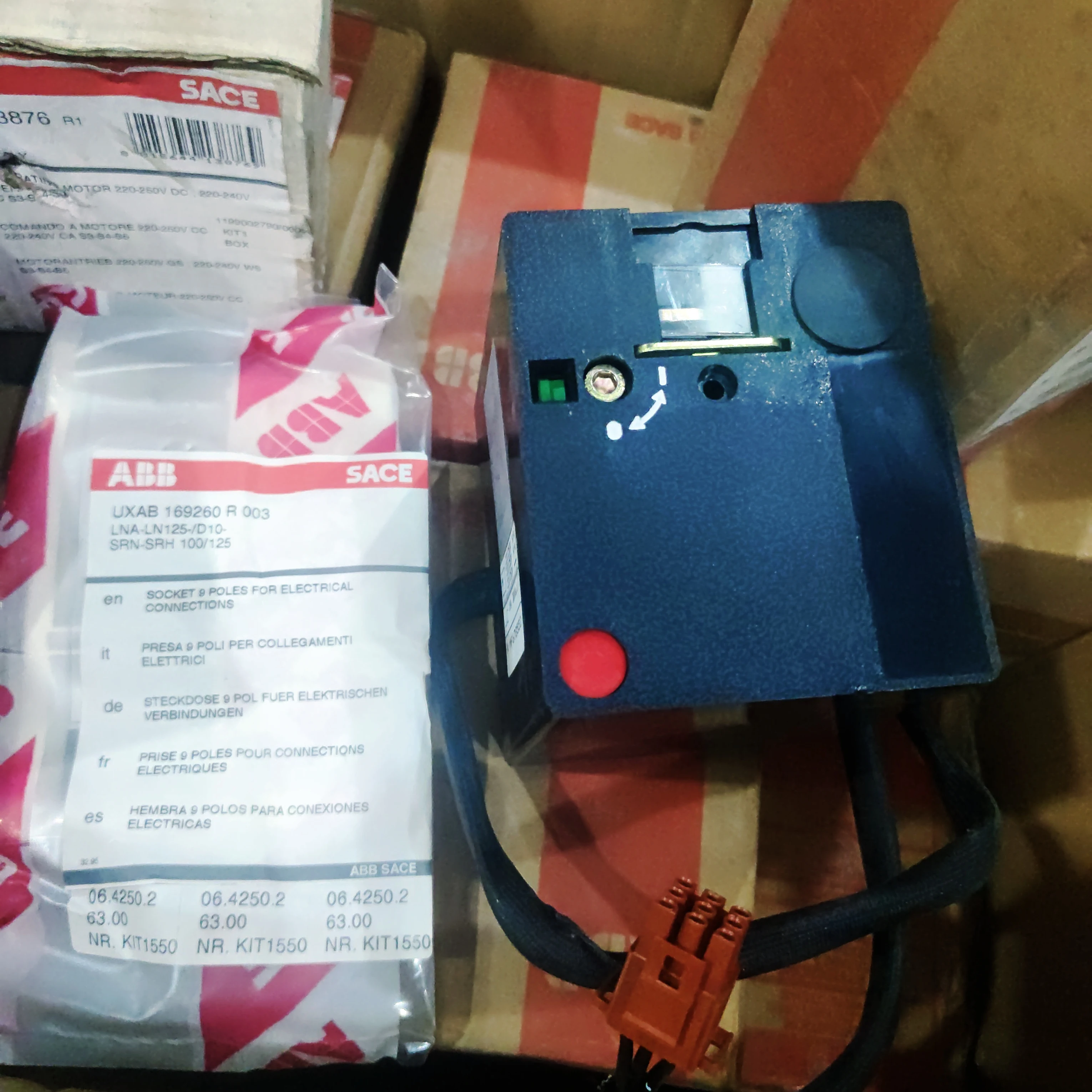 ABB MF678552 SH100/250 SN160/250 Electric Operating Mechanism