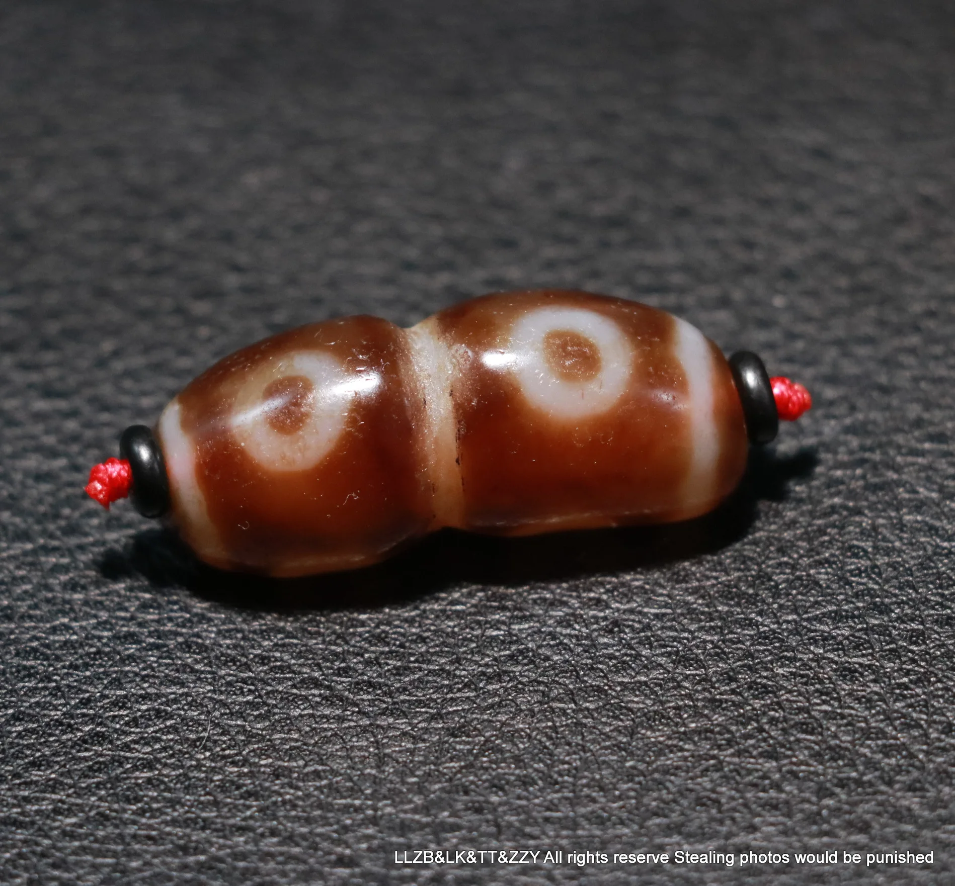 Unique Pattern Energy Power Magic Tibetan old Agate 6 Eyed Healthy totem Root shape dZi Bead Fit For Making Bracelet WWAA